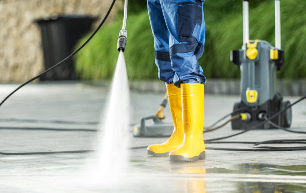 Why Choose Our Certified Pressure Washing Experts for Your Project Needs in Vicksburg, MI?
